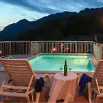 بيت للعطل Amazing Home In Gruda