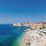 Amazing Home In Gruda Hébergement de vacances
